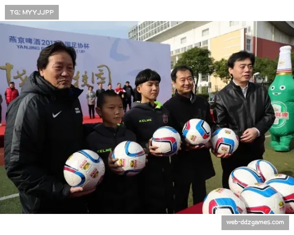 法国足协与教育部联合推出“校园足球教练培训计划”