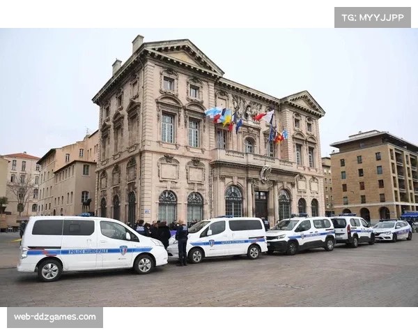 马赛检察院就上月球迷骚乱事件提起诉讼，12名极端组织成员被指控